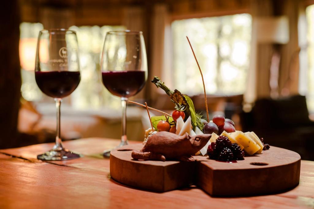 Huilo Huilo Nawelpi Lodge Puerto Fuy Zewnętrze zdjęcie