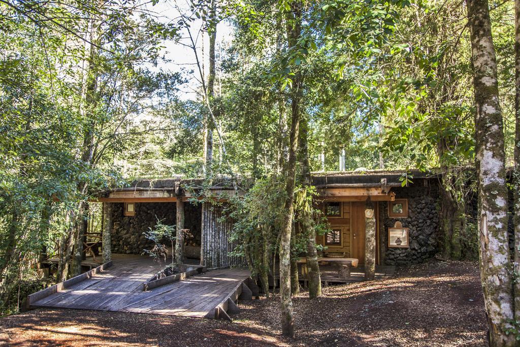 Huilo Huilo Nawelpi Lodge Puerto Fuy Zewnętrze zdjęcie