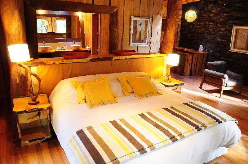 Huilo Huilo Nawelpi Lodge Puerto Fuy Zewnętrze zdjęcie