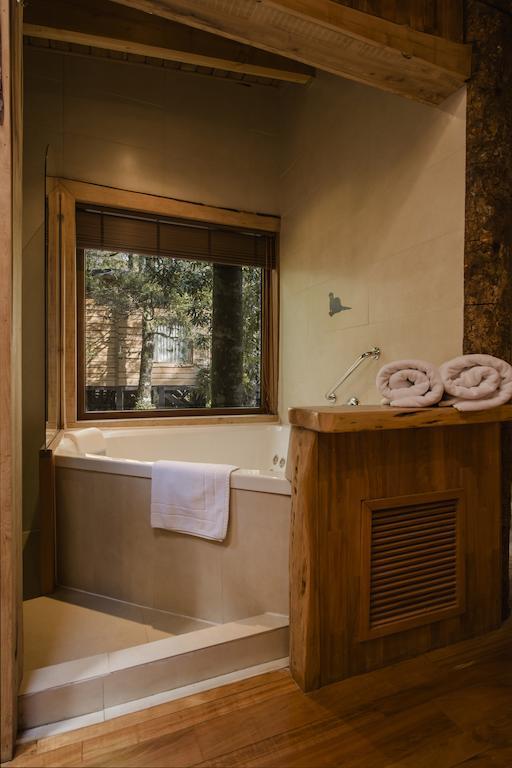 Huilo Huilo Nawelpi Lodge Puerto Fuy Pokój zdjęcie