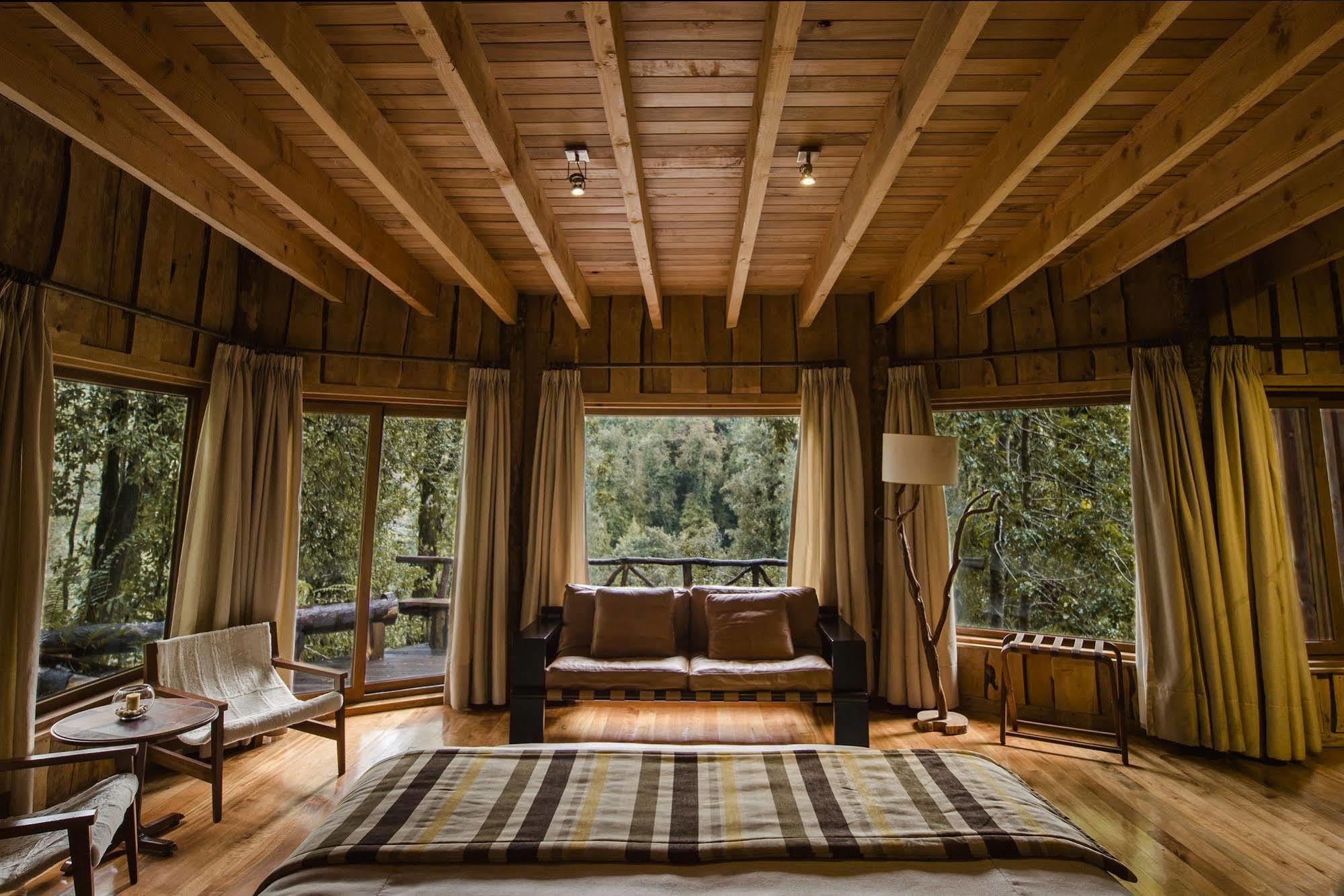 Huilo Huilo Nawelpi Lodge Puerto Fuy Zewnętrze zdjęcie