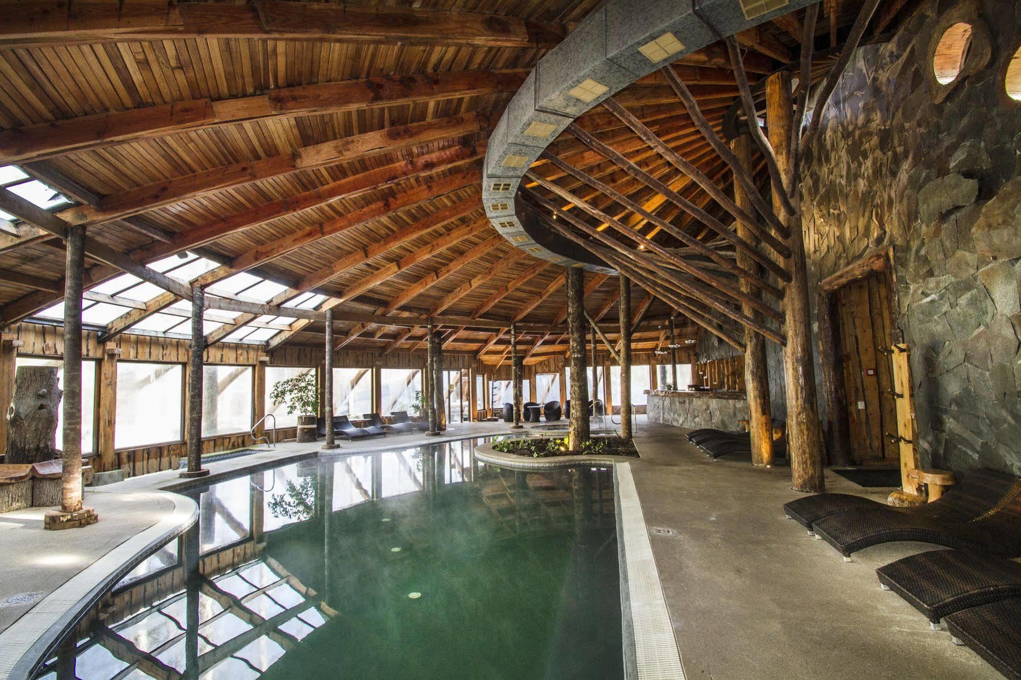 Huilo Huilo Nawelpi Lodge Puerto Fuy Zewnętrze zdjęcie