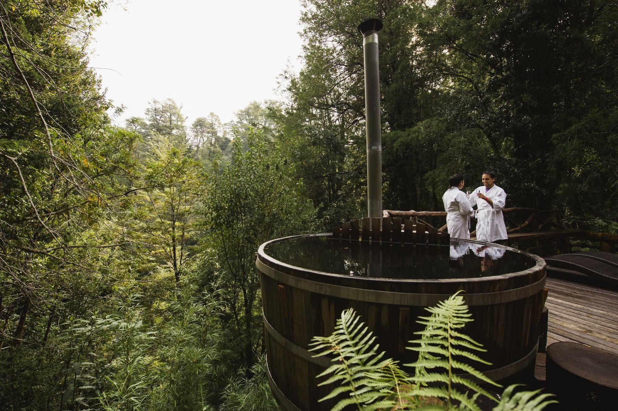 Huilo Huilo Nawelpi Lodge Puerto Fuy Zewnętrze zdjęcie